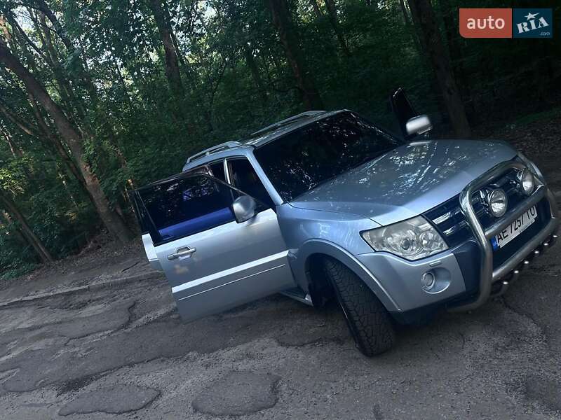 Mitsubishi Pajero Wagon 2007