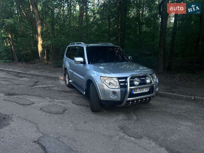 Mitsubishi Pajero Wagon 2007