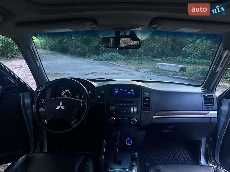 Mitsubishi Pajero Wagon 2007