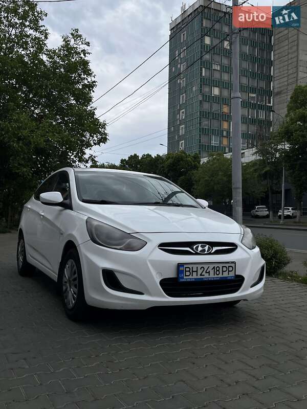 Hyundai-1