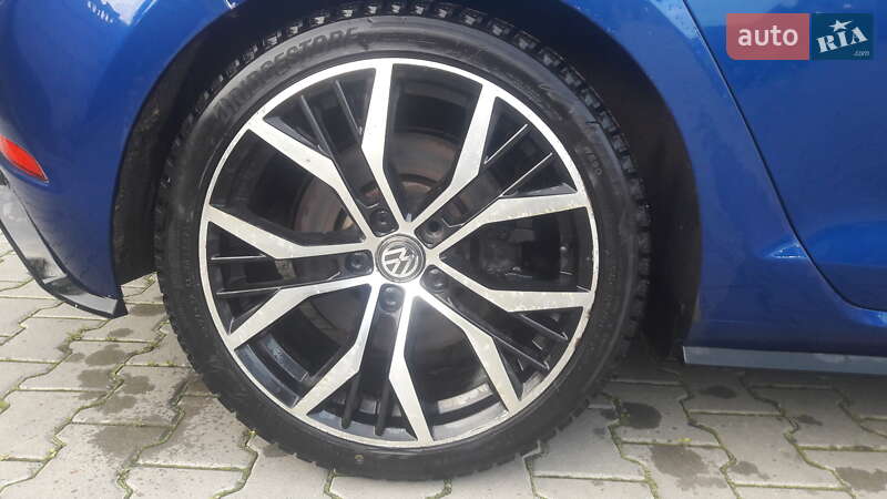 Volkswagen Golf R 2018