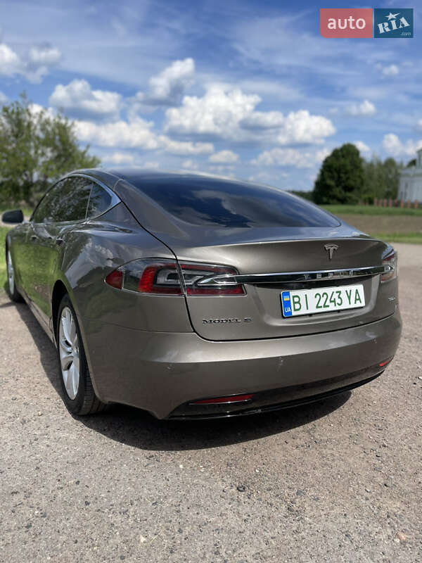 Tesla-29