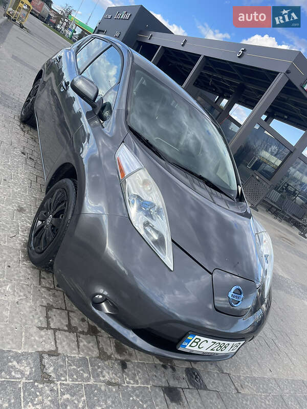 Nissan Leaf 2016