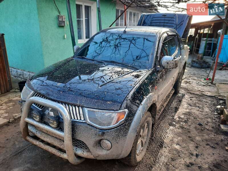 Mitsubishi L 200 2008