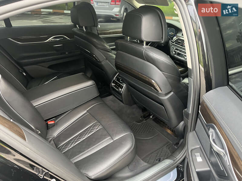 BMW 7 Series 2016
