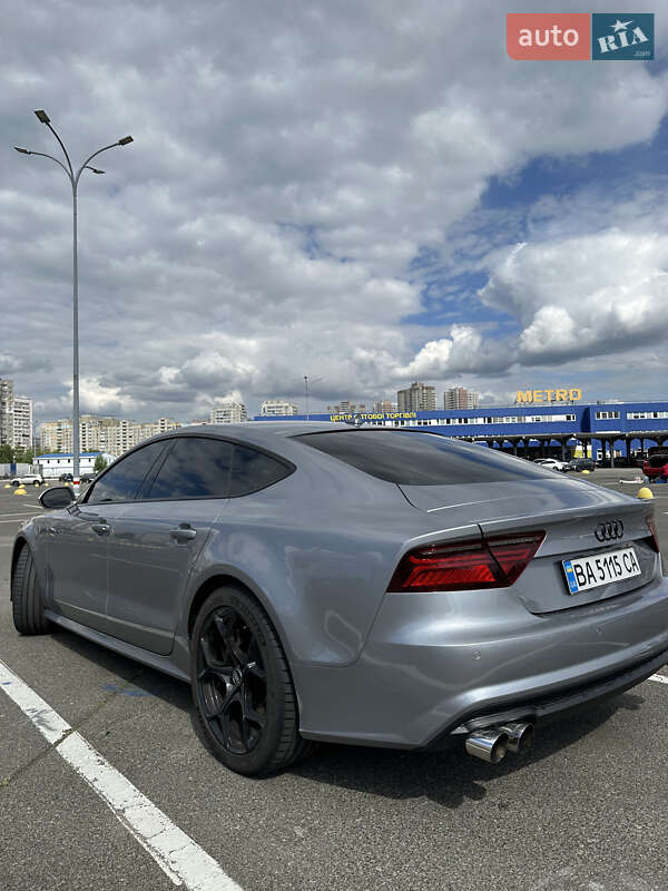 Audi-7