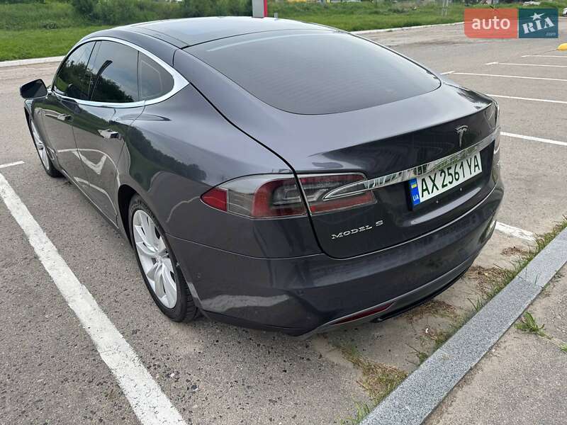 Tesla-4