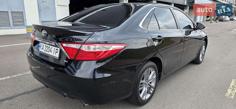 Toyota Camry 2016