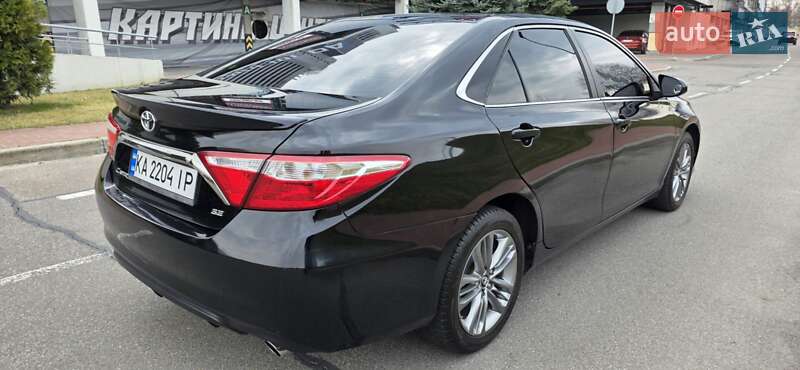 Toyota Camry 2016