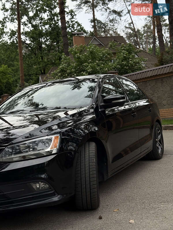 Volkswagen Jetta 2015
