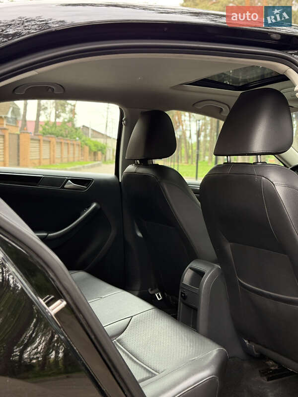 Volkswagen Jetta 2015