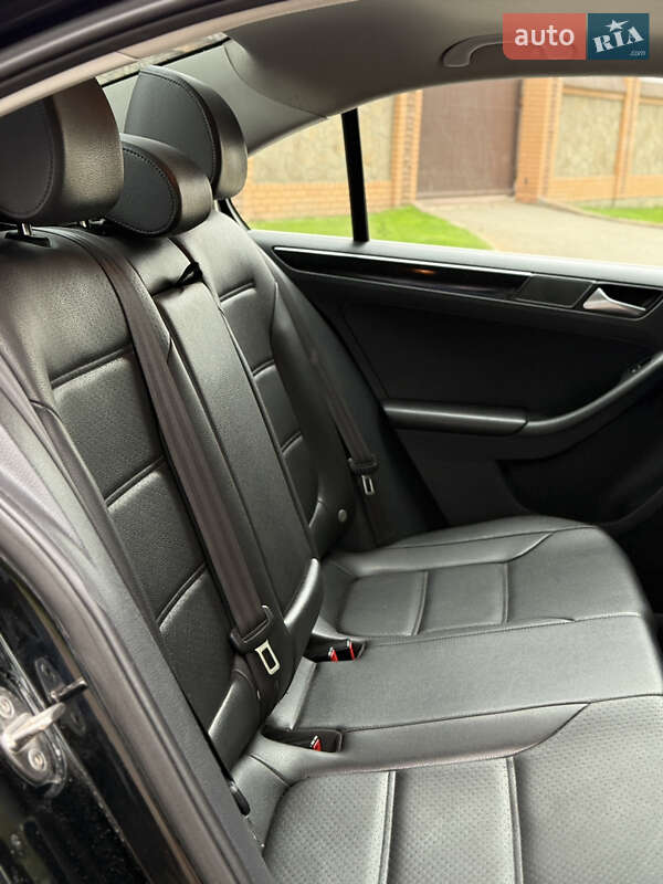 Volkswagen Jetta 2015