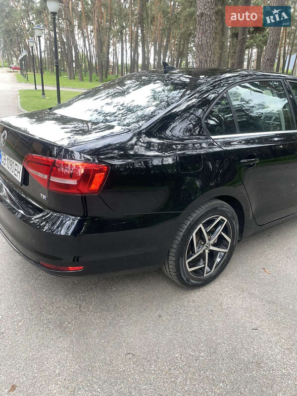 Volkswagen Jetta 2015
