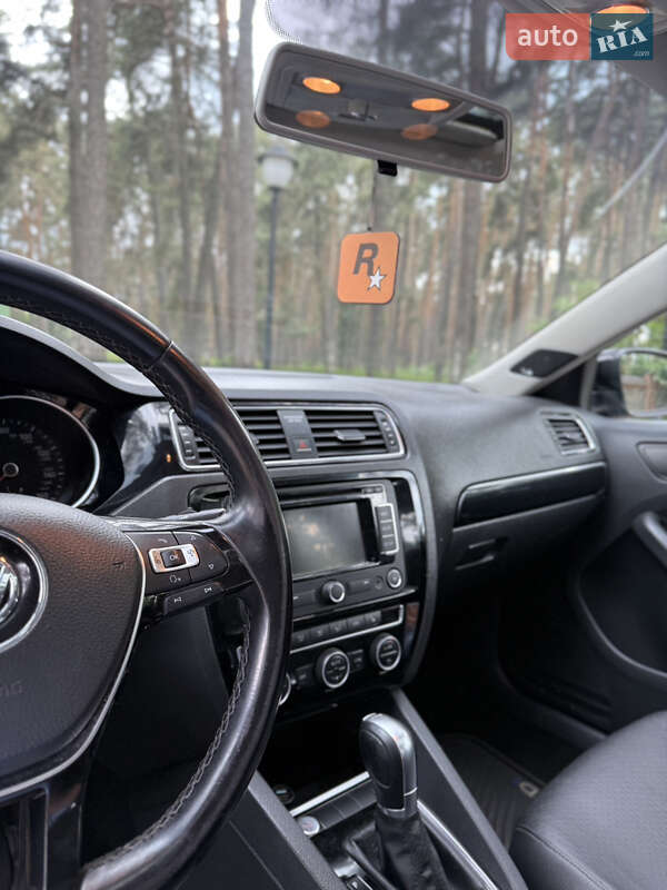 Volkswagen Jetta 2015