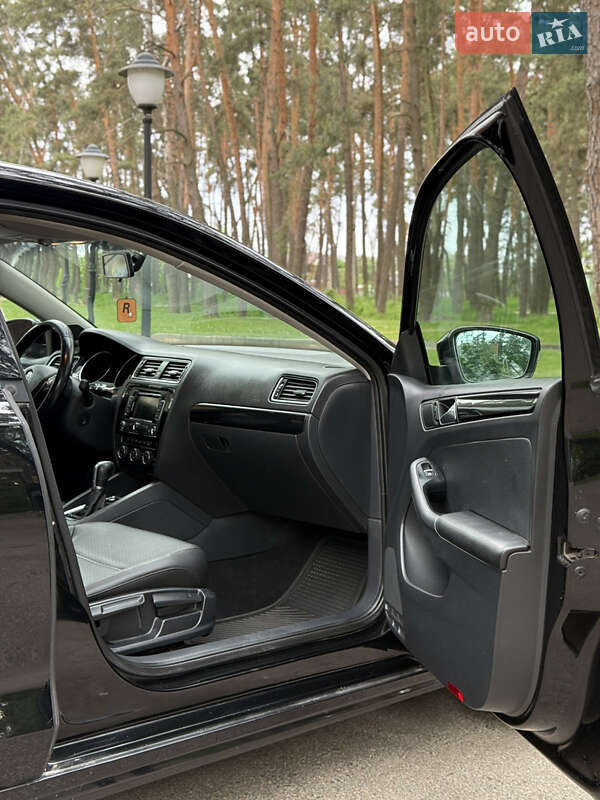 Volkswagen Jetta 2015