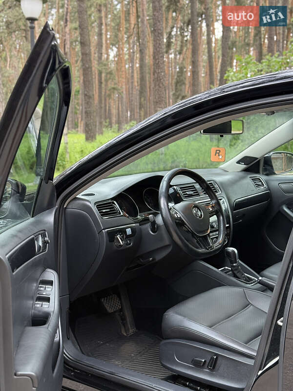 Volkswagen Jetta 2015