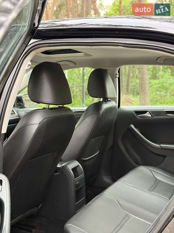 Volkswagen Jetta 2015