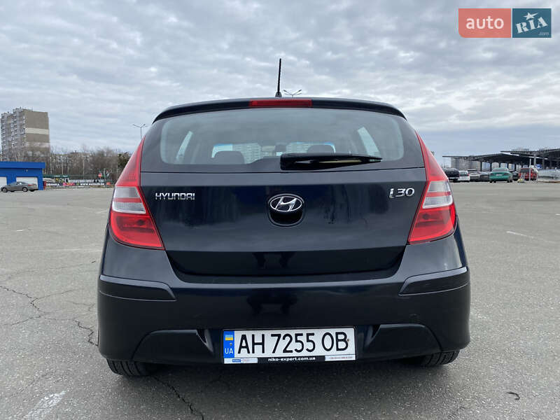 Hyundai i30 2010