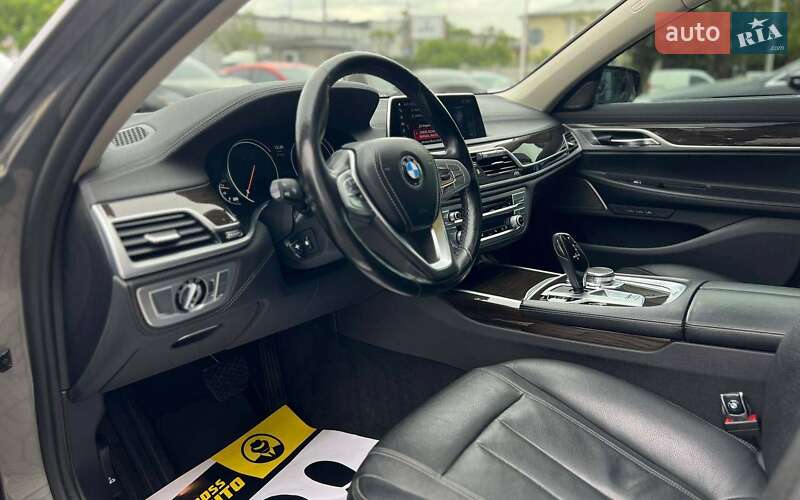 BMW 7 Series 2019