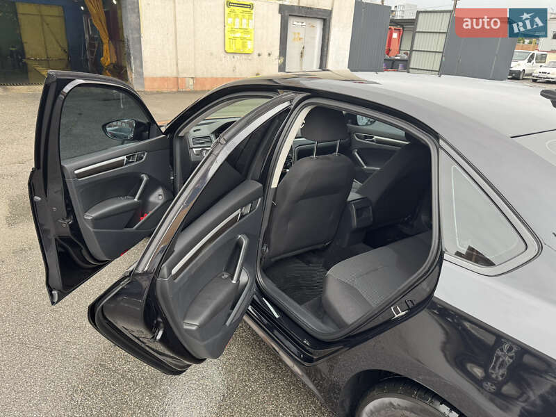 Volkswagen Passat 2016