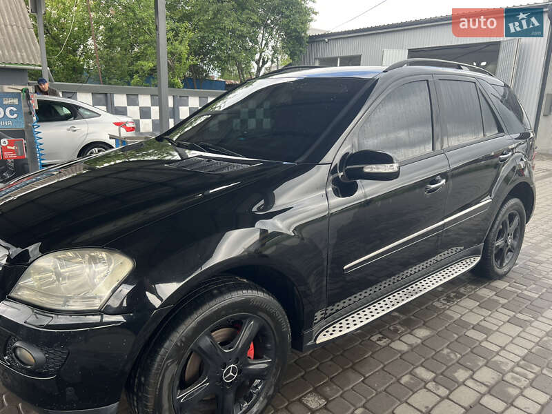 Mercedes-Benz M-Class 2007