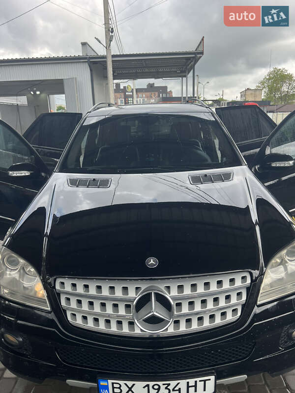 Mercedes-Benz M-Class 2007