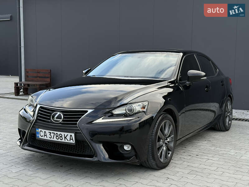 Lexus IS 2014