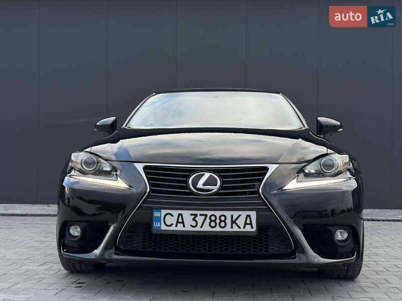 Lexus IS 2014