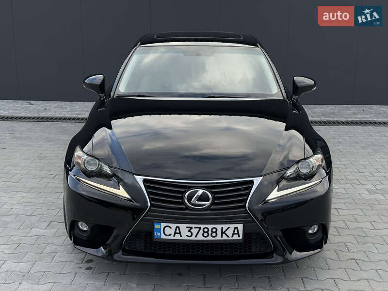 Lexus IS 2014