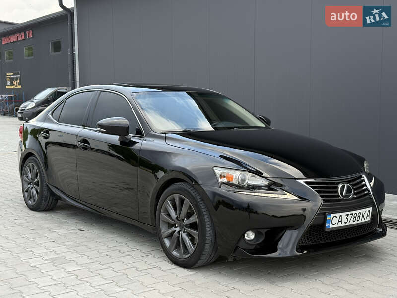 Lexus IS 2014