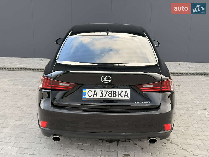 Lexus IS 2014