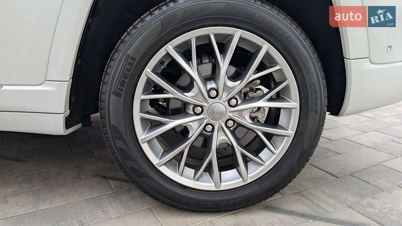 Jeep Grand Cherokee 2022