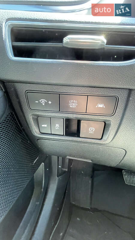 Hyundai-15