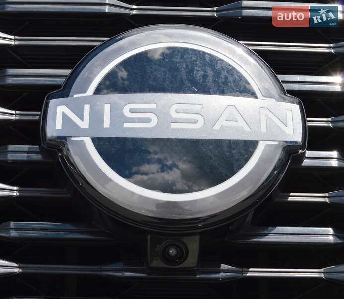 Nissan-1