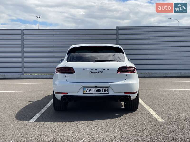 Porsche Macan 2017