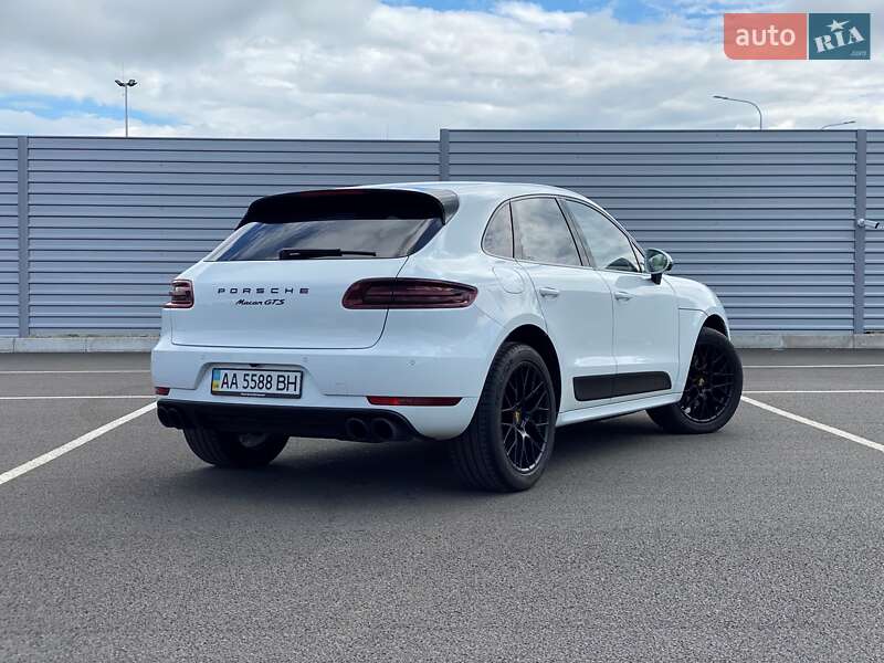 Porsche Macan 2017