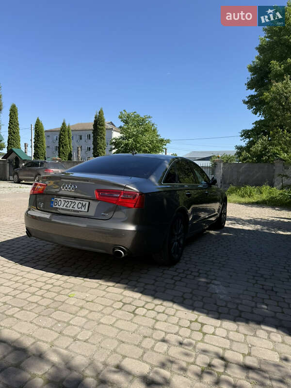 Audi-5