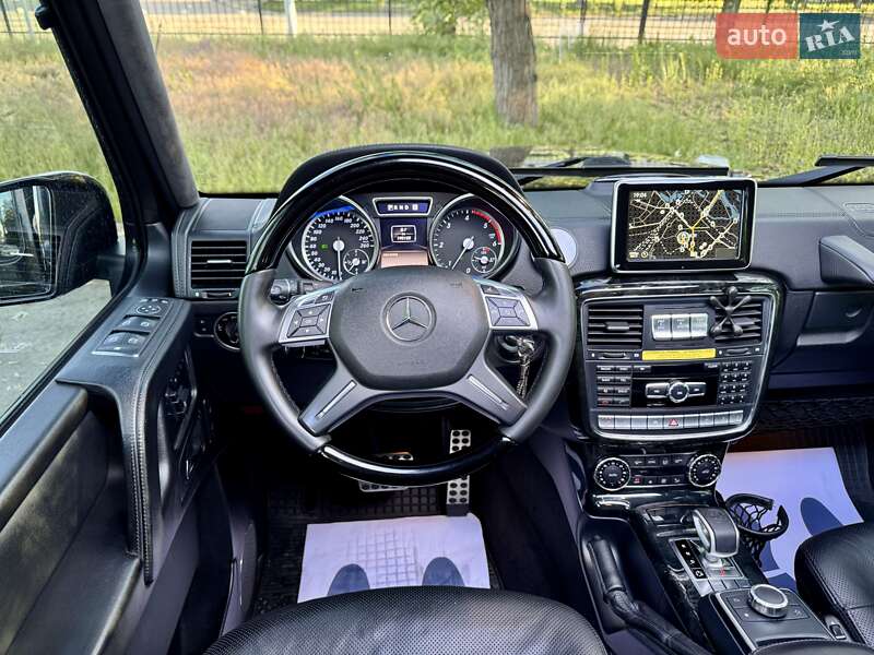Mercedes-Benz G-Class 2012