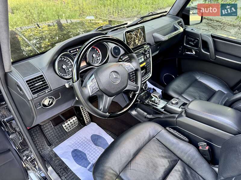 Mercedes-Benz G-Class 2012