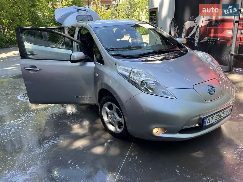 Nissan Leaf 2016