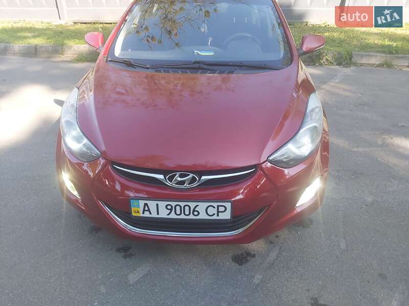 Hyundai Elantra 2011