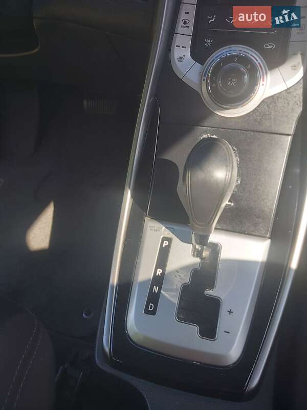 Hyundai Elantra 2011