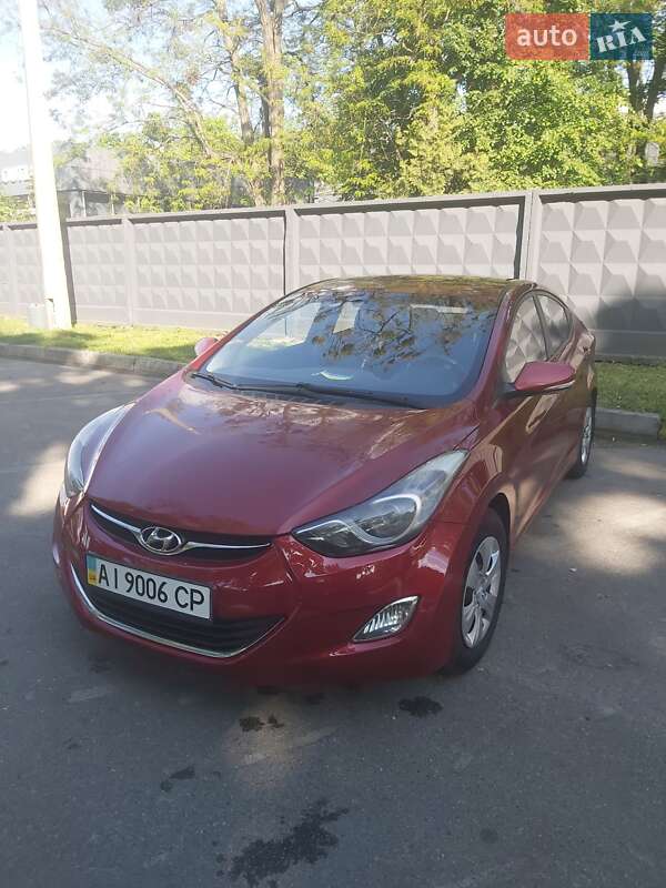 Hyundai Elantra 2011