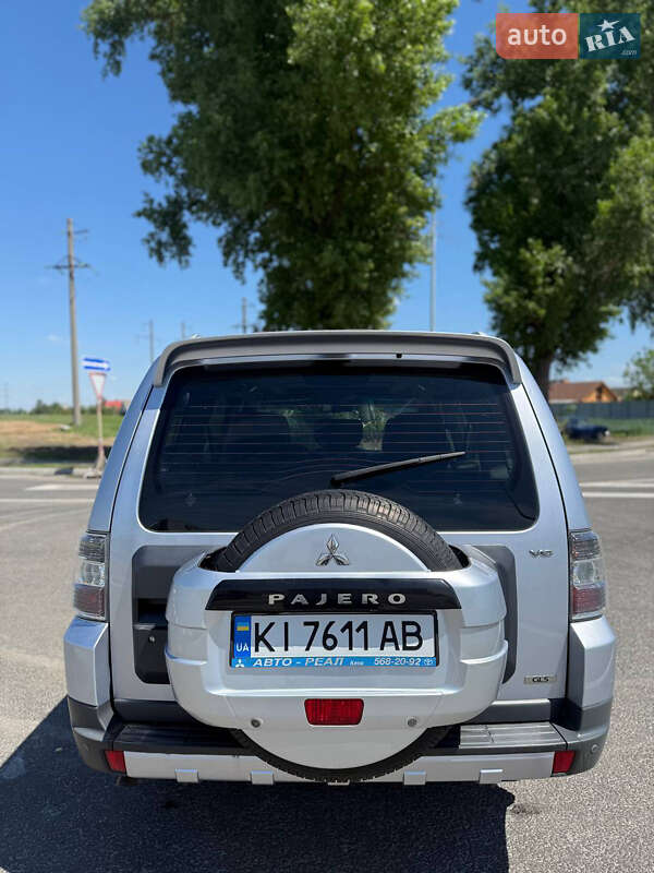 Mitsubishi Pajero 2007