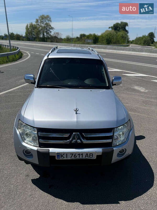 Mitsubishi Pajero 2007