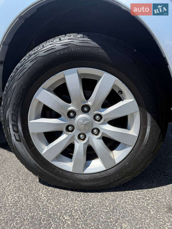 Mitsubishi Pajero 2007