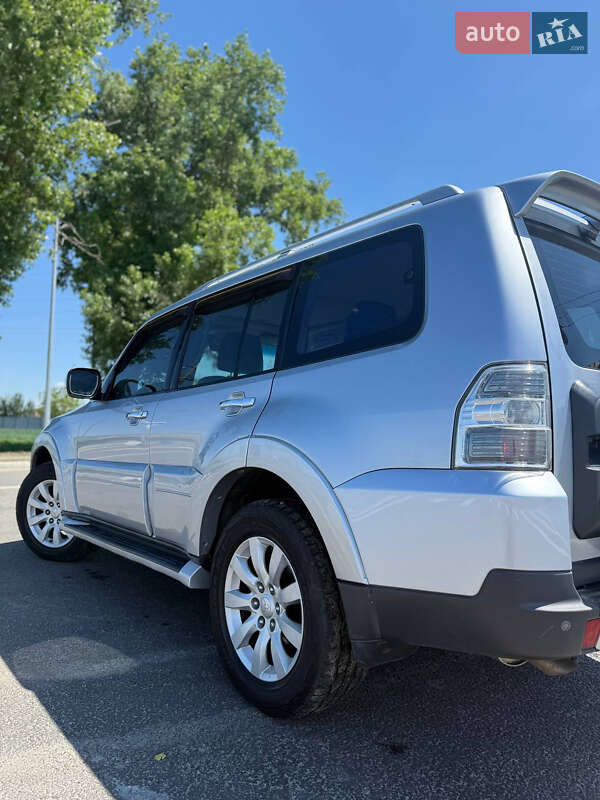 Mitsubishi Pajero 2007