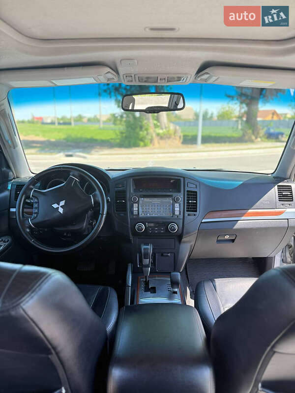 Mitsubishi Pajero 2007