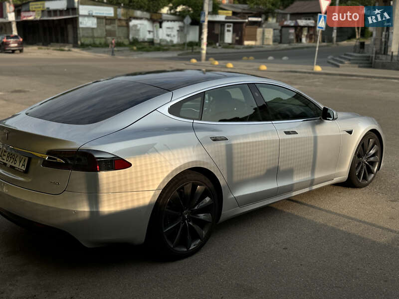 Tesla-9