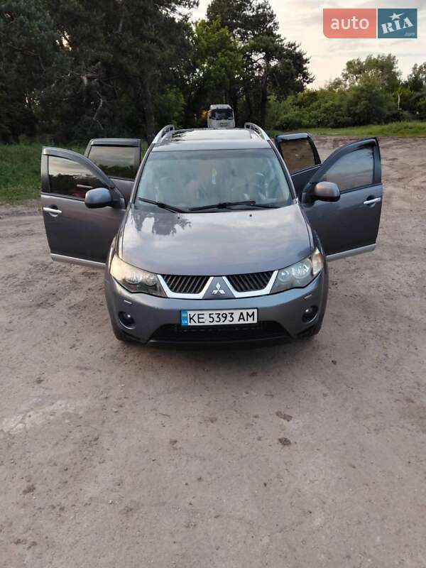 Mitsubishi Outlander XL 2007